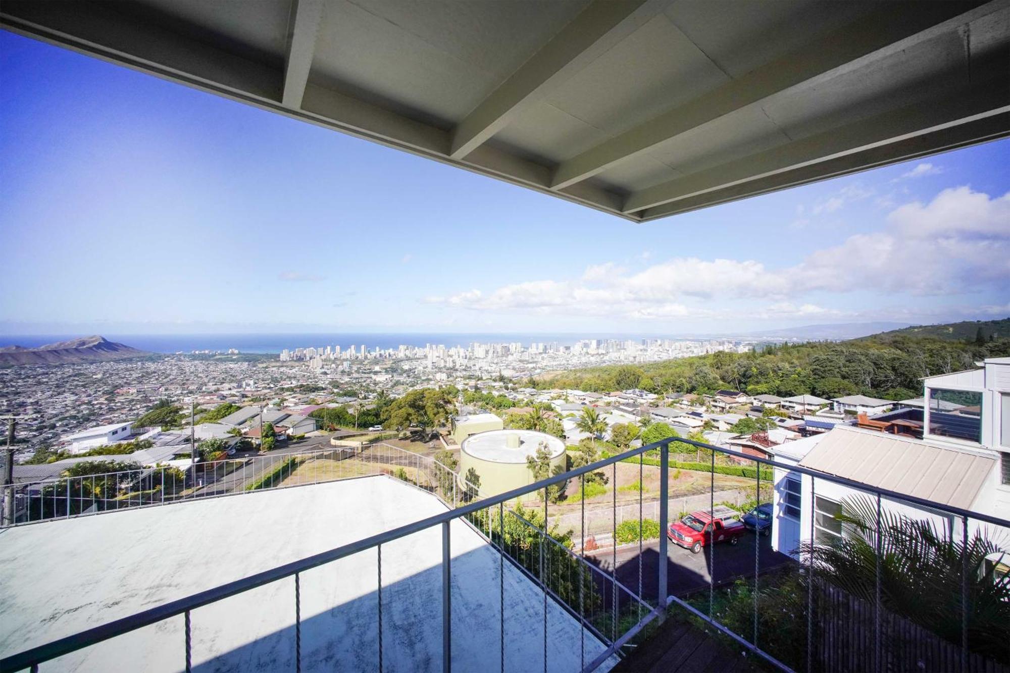 Breezy Honolulu Home Rental Ocean And Skyline Views Εξωτερικό φωτογραφία